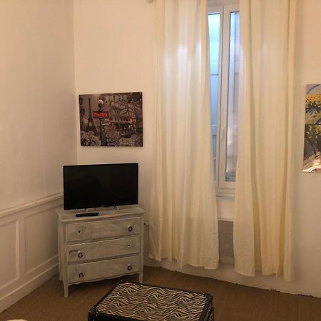 Le Victor Hugo 1G Et Sa Pizza Offerte Apartment Aurillac Ngoại thất bức ảnh