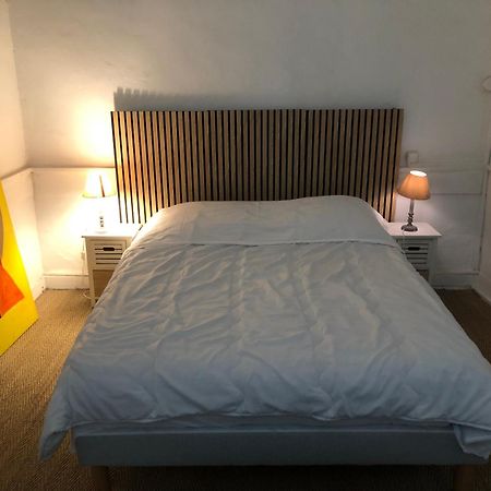 Le Victor Hugo 1G Et Sa Pizza Offerte Apartment Aurillac Ngoại thất bức ảnh